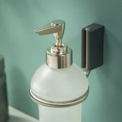 Tiger Zeepdispenser Cliqit Hangend Donkergrijs RVS 7 Tiger Zeepdispenser Cliqit Hangend Donkergrijs RVS -Prachtige Badkamerwinkel 123 2422