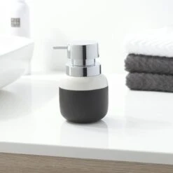 Sealskin Zeepdispenser Sphere Porcelein Zwart -Prachtige Badkamerwinkel 123 2676