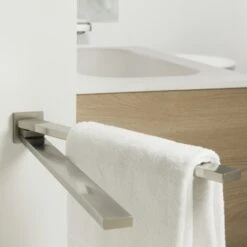 Tiger Handdoekrek Items Met Draaibare Armen RVS -Prachtige Badkamerwinkel 123 2965