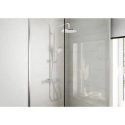 Hansgrohe Douchesysteem Vernis Blend 200 Met Thermostaatkraan Chroom -Prachtige Badkamerwinkel 123 5379