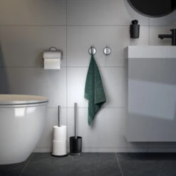 Tiger Tune Toiletrolhouder Met Klep Geborsteld RVS/mat Zwart -Prachtige Badkamerwinkel 123 6716