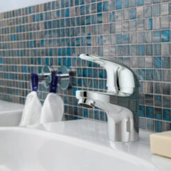 GROHE Wastafelkraan Swift S-size Met Hendel En Waste Chroom -Prachtige Badkamerwinkel 123 7992