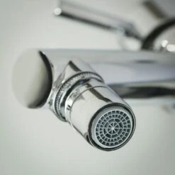 Tiger Splash Straalregelaar Wastafelkraan Met Kogelgewricht Waterbesparend Chroom M22/M24 -Prachtige Badkamerwinkel 123 8091