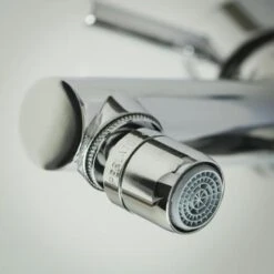 Tiger Splash Straalregelaar Wastafelkraan Met Kogelgewricht Waterbesparend Chroom M22/M24 -Prachtige Badkamerwinkel 123 8092